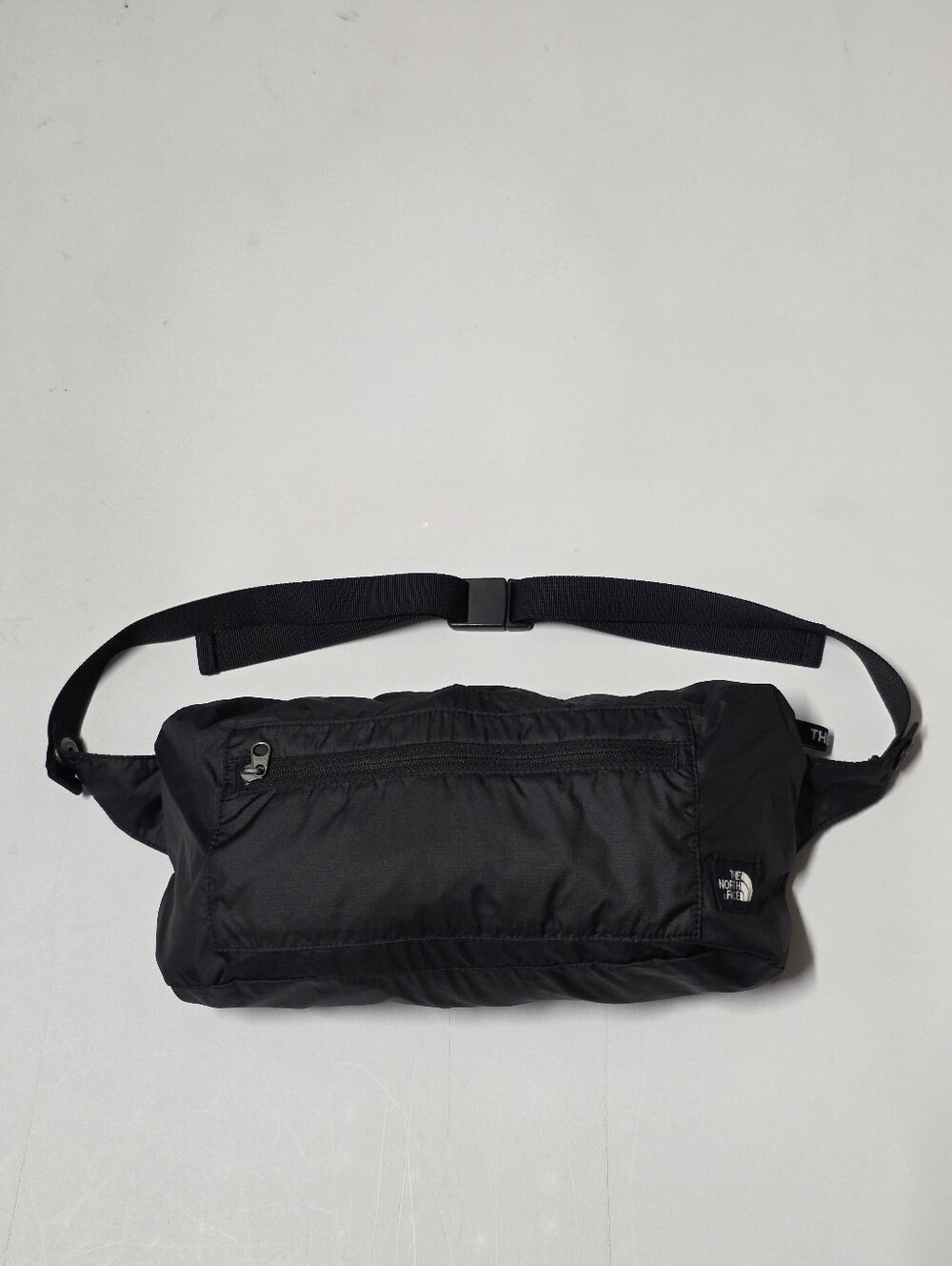 The North Face Windbreaker/Waist Pack convertible combo jacket sz M **RARE**